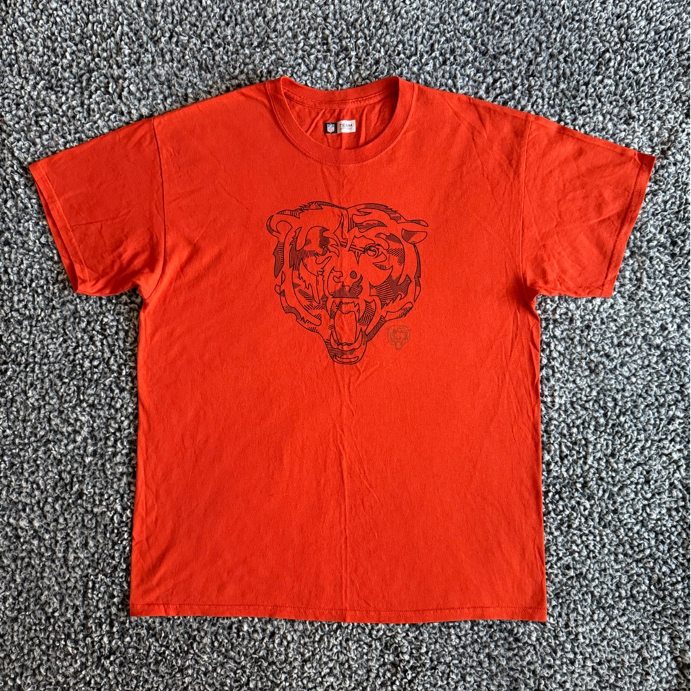 Men’s Chicago Bears Shirt, Size Large, Orange